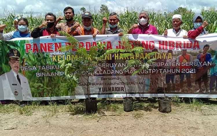 Kepala DKPP Seruyan Beri Motivasi Para Petani