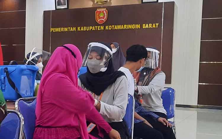 80 Ribu Orang di Kobar Telah Disuntik Vaksin