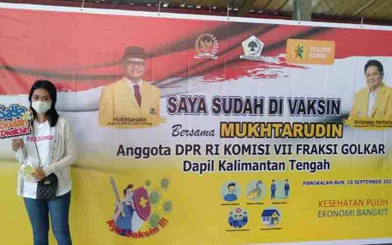 Dukung Percepatan Vaksinasi, Mukhtarudin Kembali Salurkan 33.043 Dosis Vaksin di Kalteng