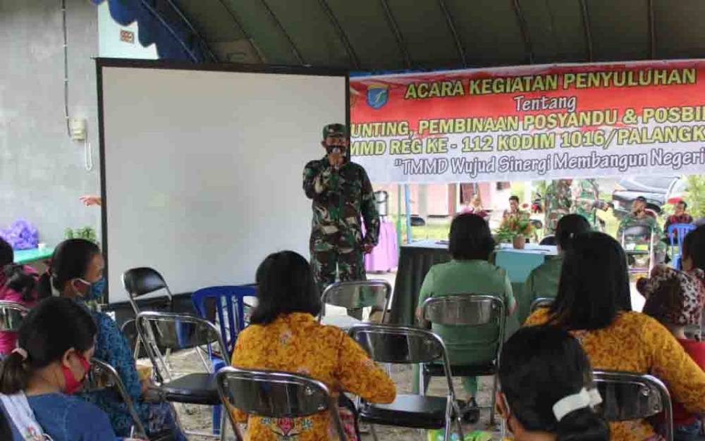 Satgas TMMD Bina Posyandu dan Posbindu Desa Kampuri
