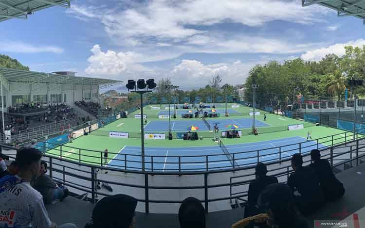 Para Atlet Puji Arena Tenis PON Papua