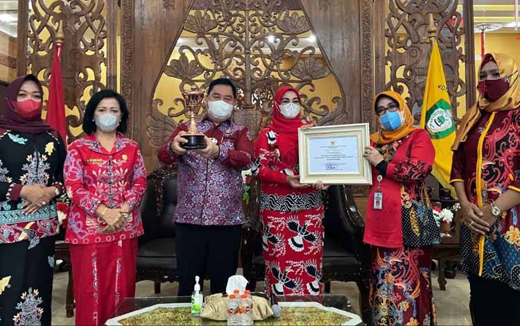 Kotim Raih Penghargaan dari Kementerian Pemberdayaan Perempuan dan Perlindungan Anak