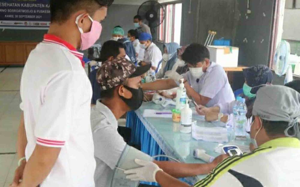 WBP Rutan Kuala Kapuas Disuntik Vaksinasi Covid-19 Dosis Pertama