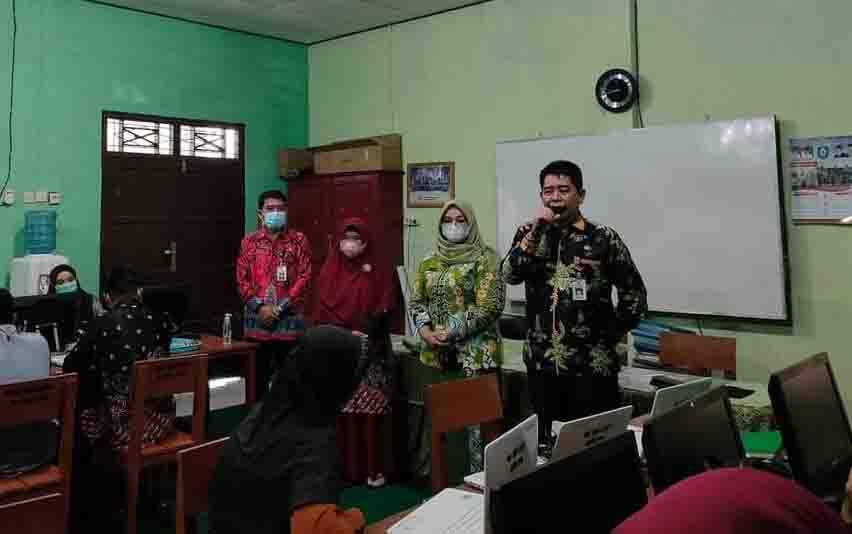 Bawa Gadget ke Sekolah Berdampak Positif Bila Dimanfaatkan dengan Tepat