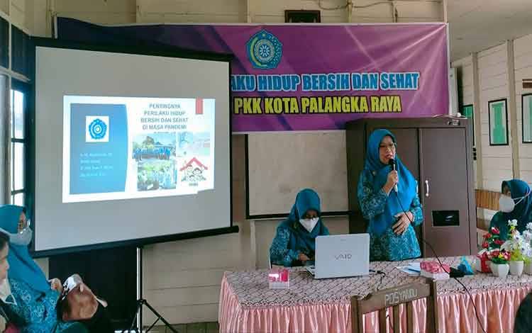 TP PKK Sosialisasi PHBS di Kelurahan Tumbang Rungan
