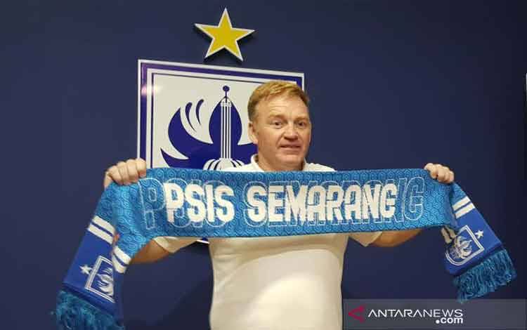 Ian Andrew Gillian Ditarget Bawa PSIS Finis Lima Besar