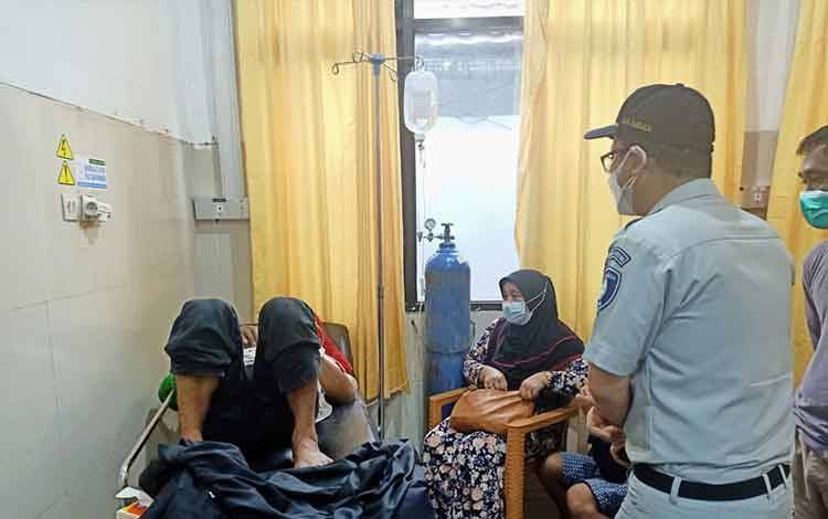 Santunan untuk Korban Kecelakaan Bus dengan Truk di Palangka Raya Diberikan