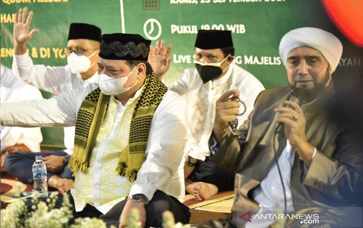 Pengamat: Kinerja Airlangga Hartarto Buat Kelompok Agamis Mendekat