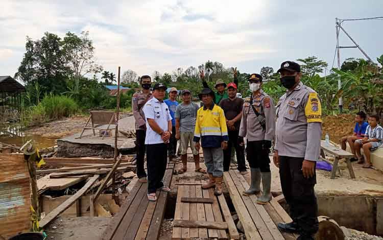 Gorong-gorong Desa Manduing Taheta Katingan Kembali Lancar Dilalui