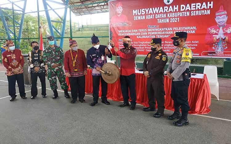 Sekda Buka Musda DAD Kabupaten Seruyan