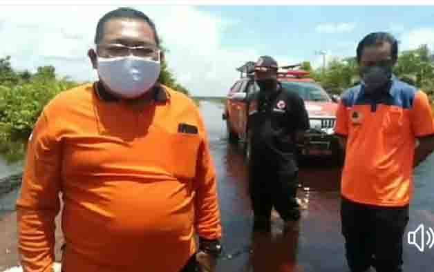 Jalan ke Desa Petak Bahandang Terendam Banjir, Kendaraan Kecil Disarankan Tunda Lintasi Jalur Ini