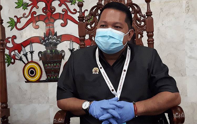 Wakil Ketua I DPRD Kapuas Dukung Strategi Percepatan Vaksinasi Covid-19