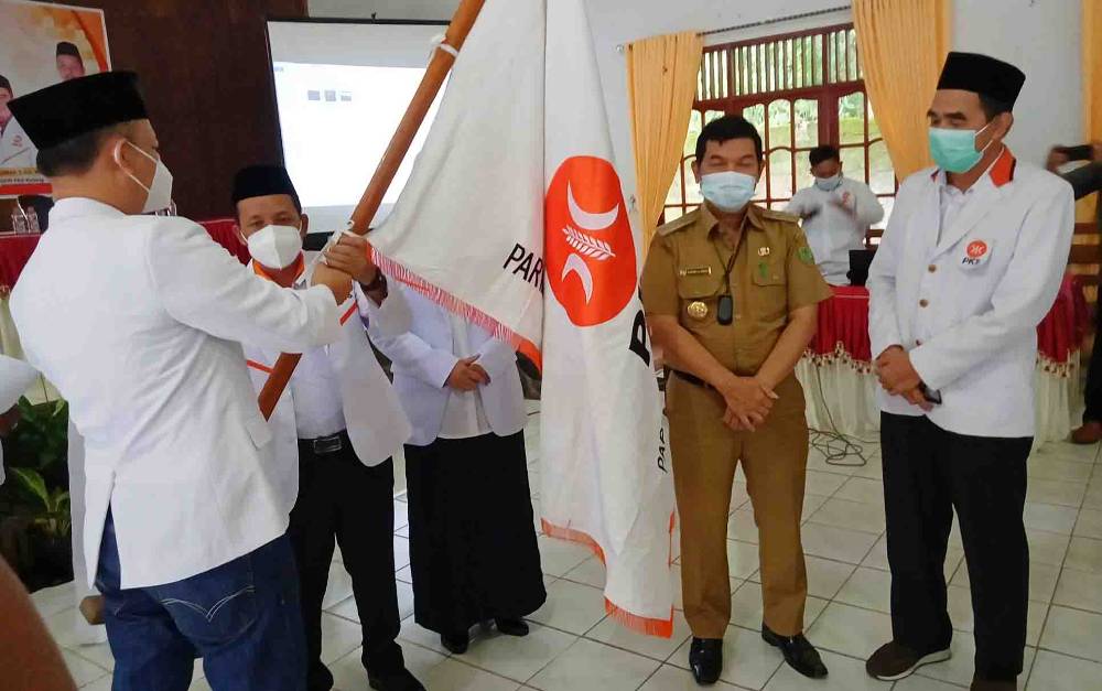 Bupati Bartim Hadiri Pelantikan Pengurus Partai Keadilan Sejahtera Barito Timur