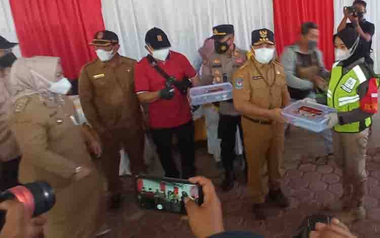 Gubernur Kalteng Monitoring Vaksinasi Covid-19 di Kabupaten Kobar