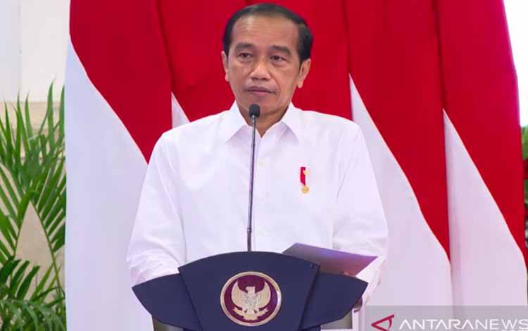 Jokowi: Kita Beruntung Nadiem Makarim Berpengalaman Soal Teknologi