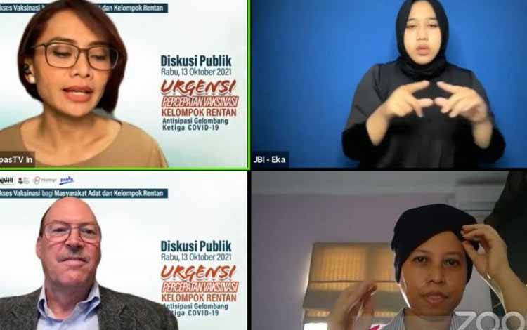 Survey: 40 Persen Lansia Indonesia Tak Mau Divaksin