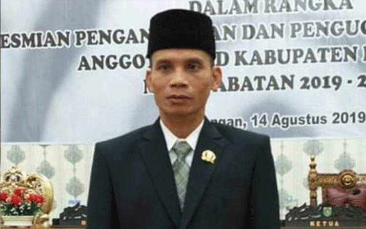Anggota DPRD Ini Sebut Tenaga Guru dan Nakes di Katingan masih Kurang