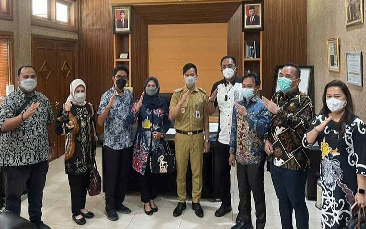 Anggota DPRD Palangka Raya Studi Banding ke Solo Disambut Anak Presiden