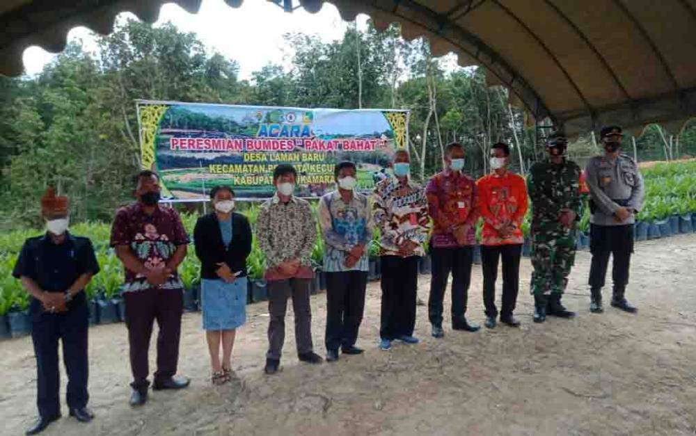 Kawasan BUMDes Pakat Bahat Desa Laman Baru Diresmikan