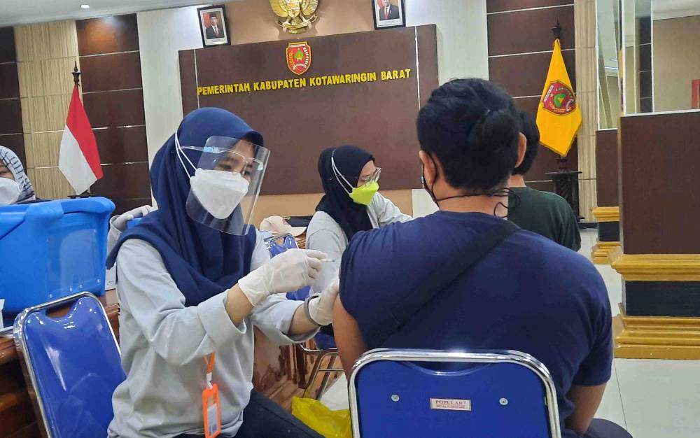 99 Ribu Warga Kobar Telah Divaksin Dosis Pertama
