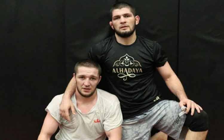 Khabib Nurmagomedov Colek Chartri Usai Saygid Izagakhmaev Gabung ONE
