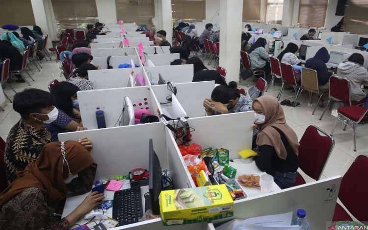 OJK Janji akan Berantas Pinjol Ilegal ke Seluruh Indonesia
