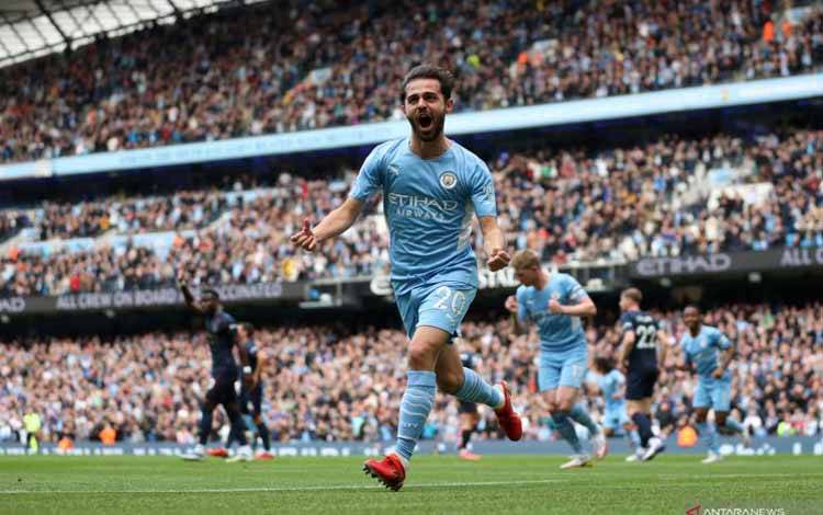 Manchester City Menang Meyakinkan 2-0 atas Burnley