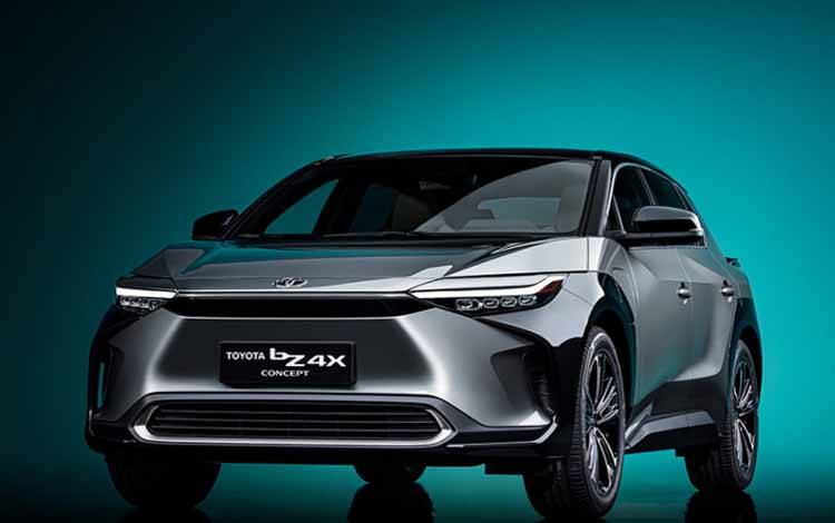 Toyota Ingin Lengkapi Mobilnya dengan Sistem Pembangkit Tenaga Surya