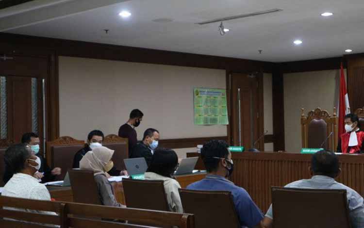 Bekas Bupati Kukar Rita Widyasari Beri Rp 60,5 Juta ke Eks Penyidik KPK