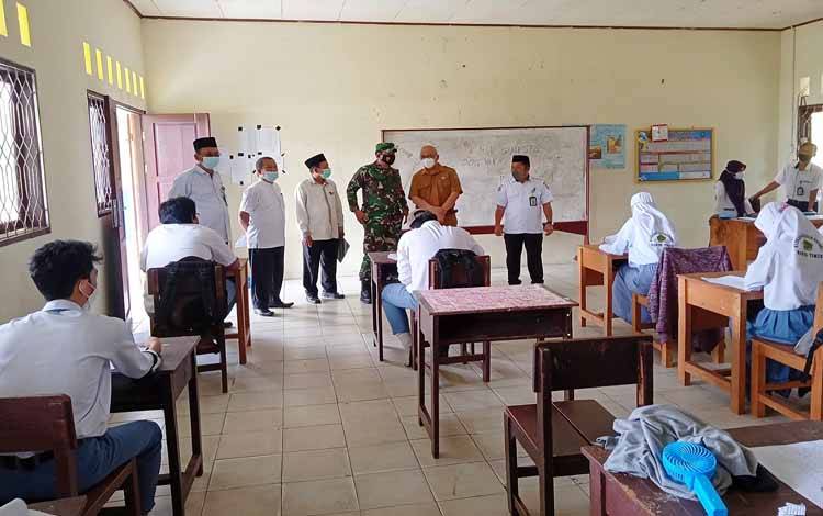 Simulasi PTM Terbatas Sekolah di Lingkungan Kemenag Barito Timur Lancar