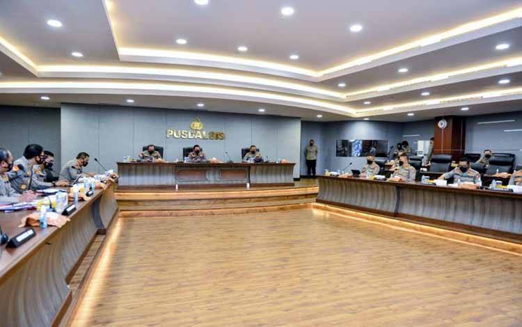 Kapolri Minta Anggota Polri Tak Anti Kritik