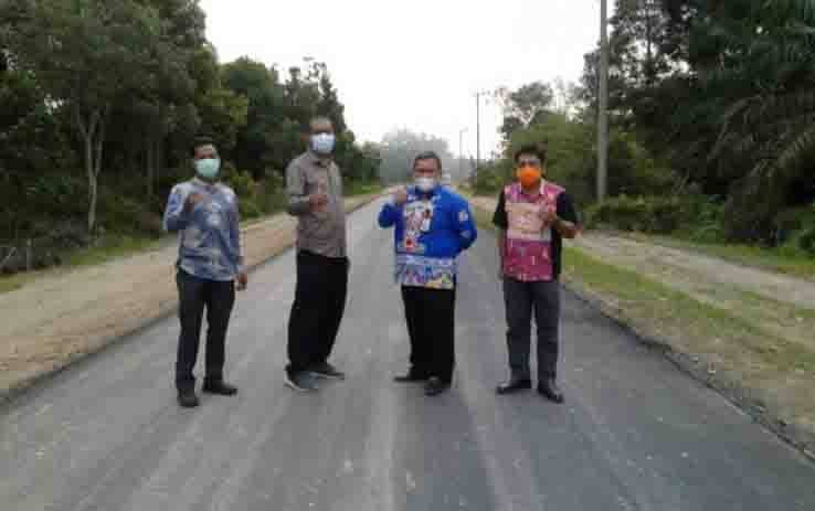 Jalan Menuju RS Pratama Kutaringin Mulai di Aspal