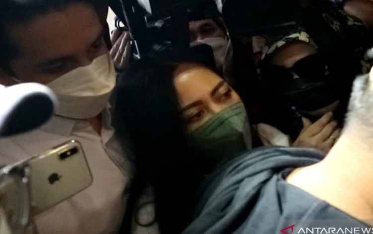 Selebgram Rachel Vennya Penuhi Panggilan Polda Metro Jaya