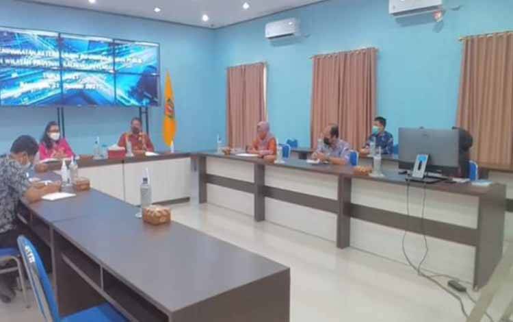 Tim Penilai Komisi Informasi Kalteng Kunjungi Media Center Diskominfopersantik Katingan