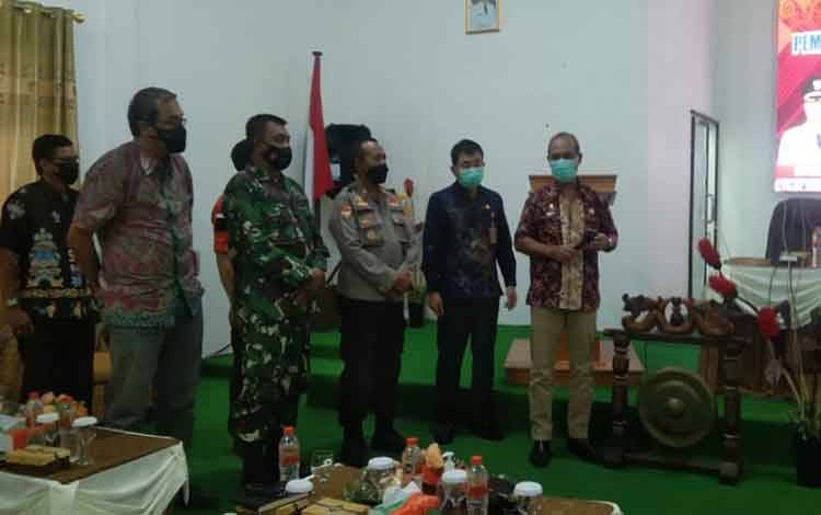 Sekda Katingan Tegaskan Panitia Tidak Boleh Tambah Persyaratan Balon Kades