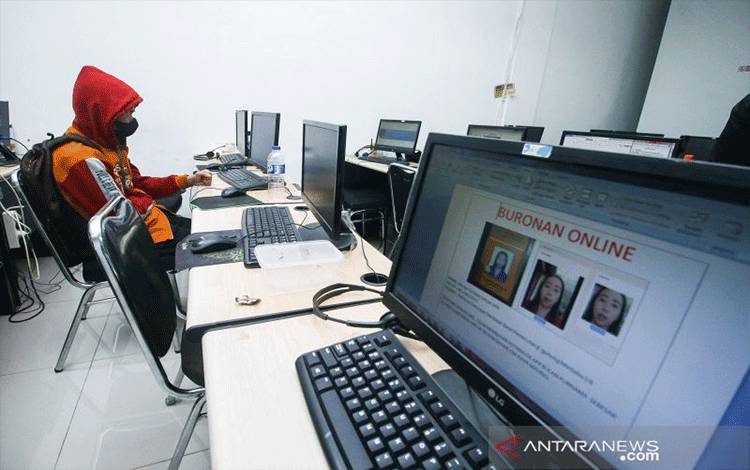Cara Membedakan Pinjol Legal dan Ilegal