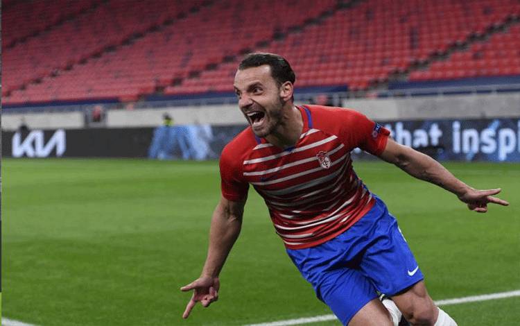 Granada Gagalkan Osasuna Puncaki Liga Spanyol