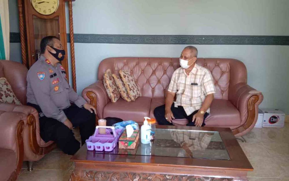 Kasat Binmas Polres Seruyan Sambangi Tokoh Adat di Kuala Pembuang
