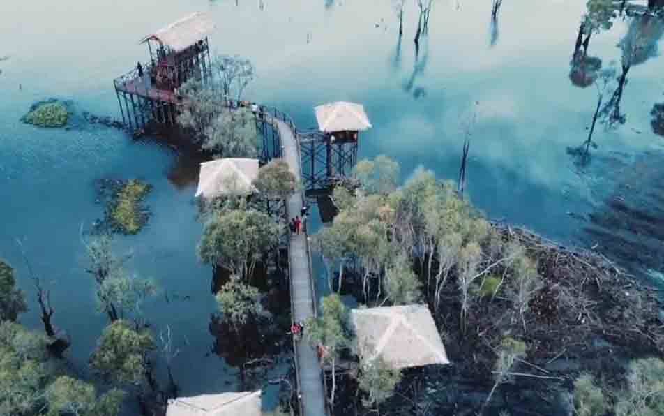 Menengok Keindahan Wisata Alam Teluk Sebongkok