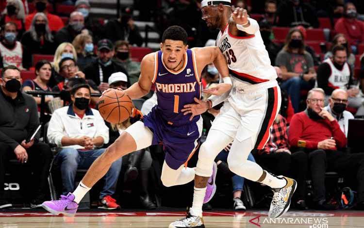 CJ McCollum Bawa Blazers Taklukkan Suns 134-105
