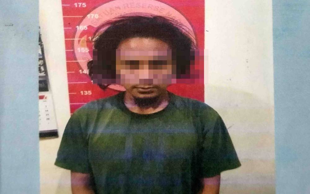 5 Paket Sabu Disembunyikan di Atas Plafon Rumah