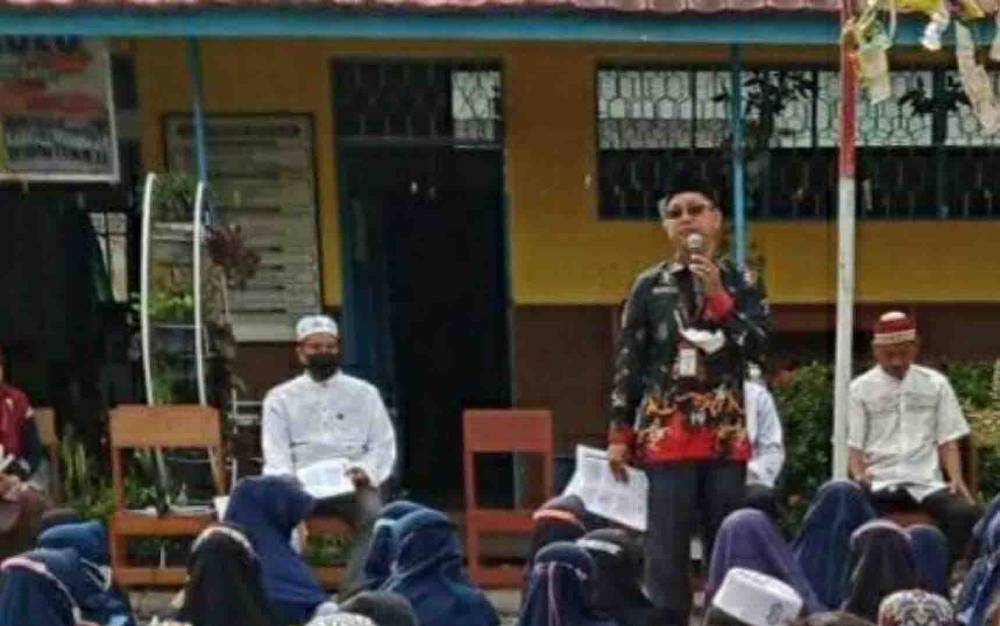 PAI Kemenag Kapuas Berikan Pembinaan Penguatan Pendidikan Karakter di SDN 7 Selat Hulu