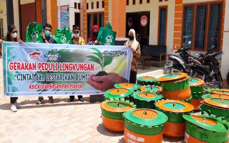 Ayo Kurangi Sampah Plastik Bersama PT GSIP AMR