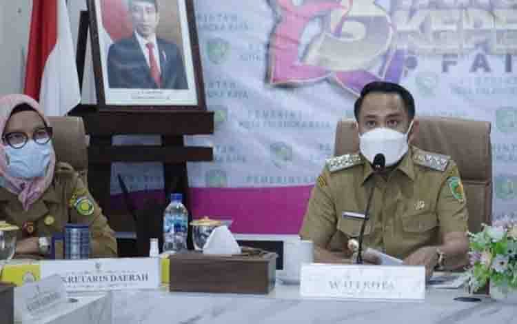 Wali Kota Palangka Raya Tekankan Pentingnya Keterbukaan Informasi Publik