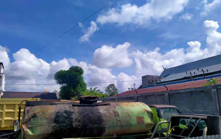 Beli 20 Drum CPO Curian, Pak De Akui Dapat Untung Rp 2,8 Juta