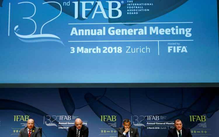 IFAB Sarankan Aturan 5 Pergantian Pemain Dipermanenkan
