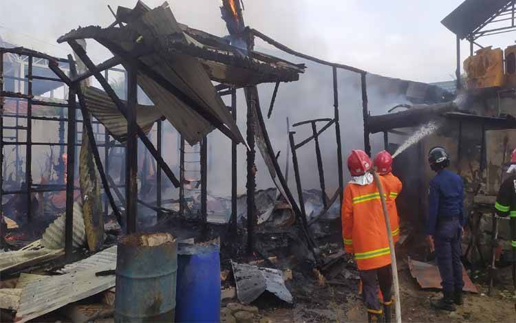 Rumah Tukang Pijat di Sampit Membara