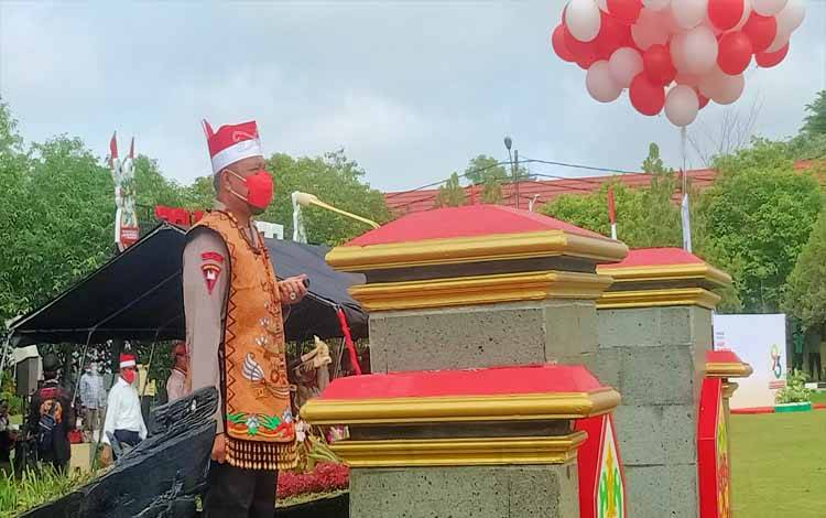 Kapolda Kalteng Pimpin Upacara Peringatan Sumpah Pemuda ke 93