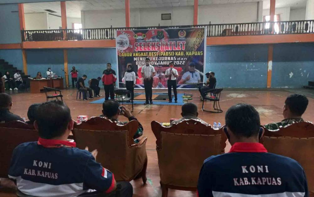 PABSI Kapuas Seleksi Atlet Angkat Besi