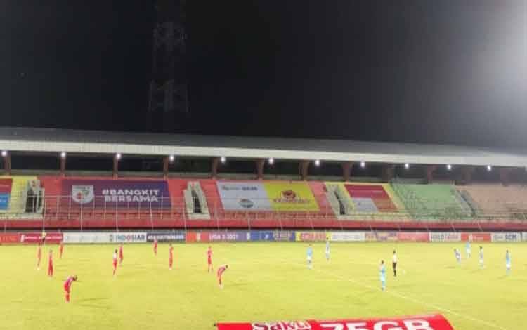 Sulut United Unggul Sementara 1 - 0 atas Kalteng Putra